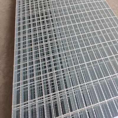 Modular Customizable Serrated Carbon Steel Bar Grating Easy Installation