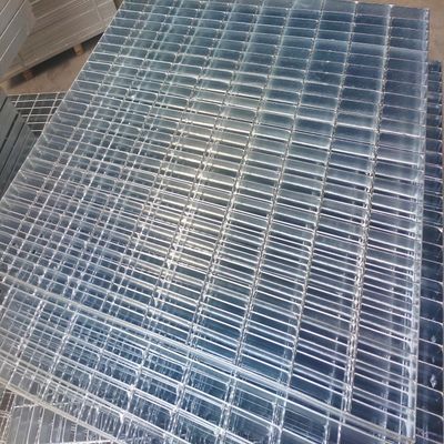 Safety Catwalk  Ss Serrated Steel Grating Floor Steel Grating 600-1250mm Width