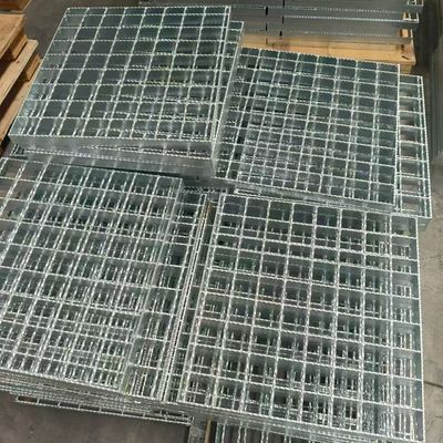 A strong and durable steel grating with fire resistance and effective skid resistance