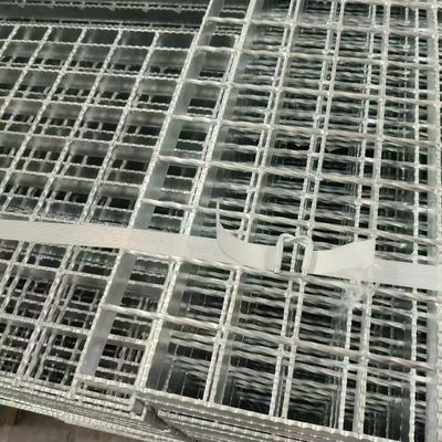 50mm Bearing Bar Pitch Steel Grating For Enhanced Efficiency
