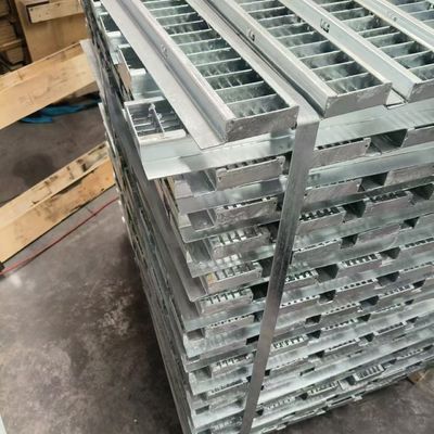 Customized Size Bearing Bar Anti Slip Grating For Heavy Duty Applications