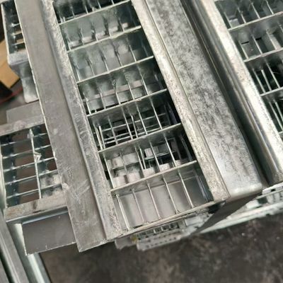 Customized Size Bearing Bar Anti Slip Grating For Heavy Duty Applications