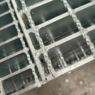 Advanced Galvanized Steel Grating Solutions for Platform and Walkway Safety