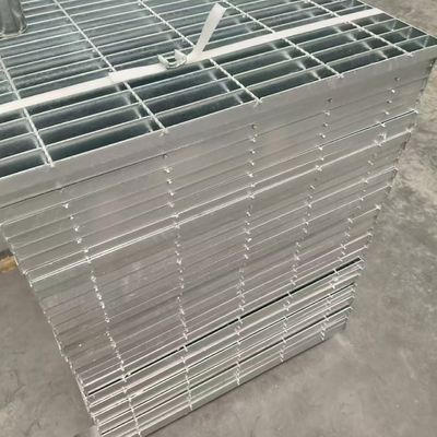 19 w 4 Industrial Steel Grating with High Durability Supporting Long Term Use