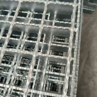 Stainless Steel Gratings: Elegant, Hygienic, and Low-Maintenance