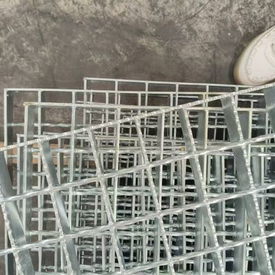 Pressure Welding Type Decorative Steel Grating with Twisted Square Steel Designation