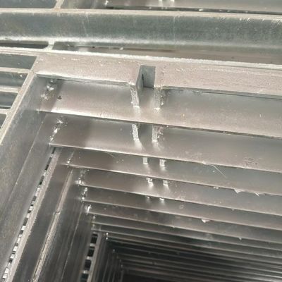 Steel Grid With Excellent Fire Protection Strong Load Bearing Capacity In Factory Floor