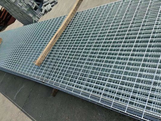 40mm Bearing Bar Spacing Cross Rod Grating Heavy Duty Walkways