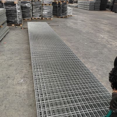 Plain Serrated Steel Grating Heavy Duty Load Bearing Capacity 2mm-5mm Thickness