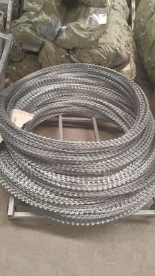 Powder Coated Chain Link Fence Galvanized Round Post