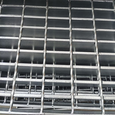 Σιδηροδρομικές σχάρες χάλυβα 1000x1000mm YB/T4001.1-2007