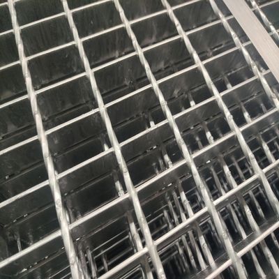 3mm Cross Bar Hot Dipped Smooth Surface Steel Grating για το κτίριο