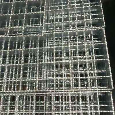 Βιομηχανικά σχάρα από χάλυβα Το ουσιαστικό συστατικό για τις βιομηχανικές υποδομές