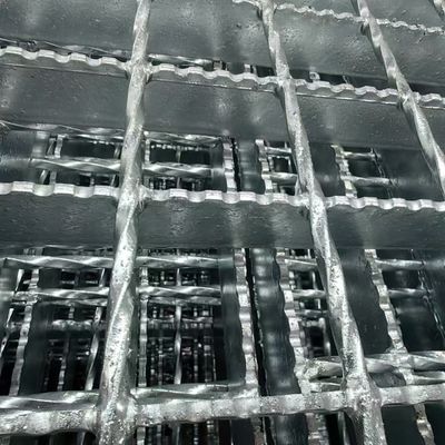 Σιδηρούχα σχάρα 30 mm για τη διαδικασία συγκόλλησης