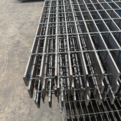 1000x1000mm Καθαροί τύποι Ζυγισμένος χάλυβας Βιομηχανική Grating 30mm Ανοιχτός τύπος