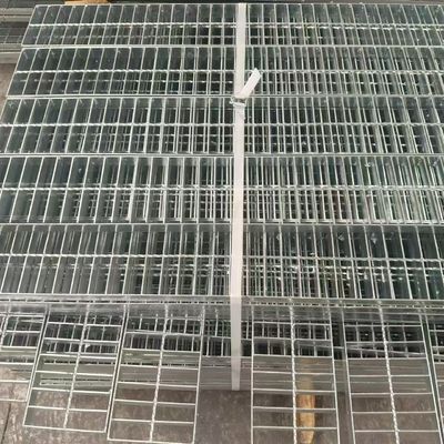Βιομηχανική αντοχή Τυποποιημένες σχάρες χάλυβα Κατασκευασμένες για να αντέχουν σε βαριά χρήση και φθορά
