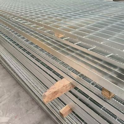 40 έως 130 mm Cross Bar Pitch Industrial Steel Grating για διαφορετικές απαιτήσεις