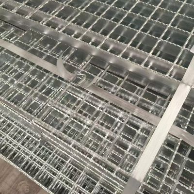 30 mm Pitch Heavy Duty Steel Grating πληροί το πρότυπο YB/T4001-2007