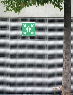 Industrial Steel Grating 30mm Bearing Bar Spacing 3mm Cross Bar Thickness Modern Heavy Duty Construction