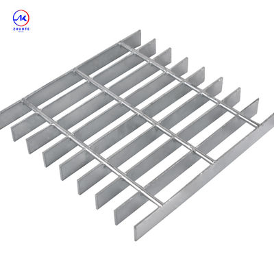 30mm Pitch Industrial Steel Grating Ζυγισμένη ανθεκτική κατασκευή