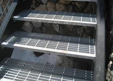 Customized Q235 Serrated Aluminum Mild Carbon Hot Dip Galvanized Steel Bar Grating walkway platform stair treads